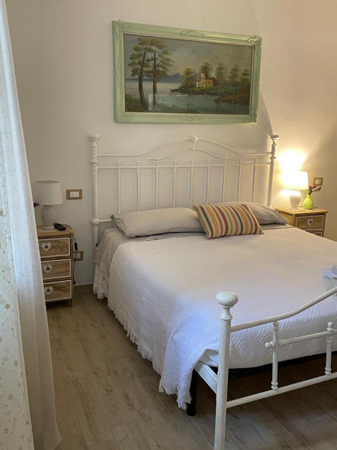 Il Cortiletto Apartment Taranto Exterior foto